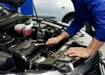 Mostró cuánto le cobró el mecánico por el arreglo del auto y dejó en shock a todos: «Sin anestesia»