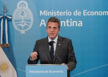«No se va a usar un solo dólar de las reservas» para pagar el vencimiento al FMI, dijo Massa