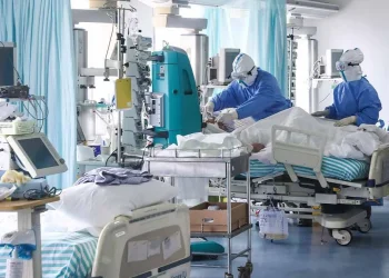 Oficializaron el listado de los médicos que cobrarán más que el Gobernador