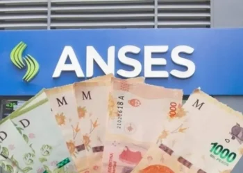 Cuánto ganará una familia tipo viviendo a planes sociales y sin trabajo en julio