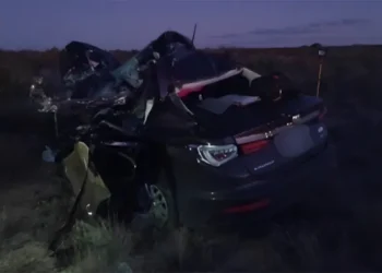 Ruta Nacional 3: Un auto terminó debajo de un camión semirremolque y hay tres muertos