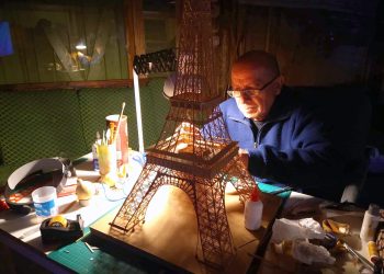 Arte en miniatura: el maquetista Walter Fuentes contó cómo ingresó en esa profesión «liliputiense»