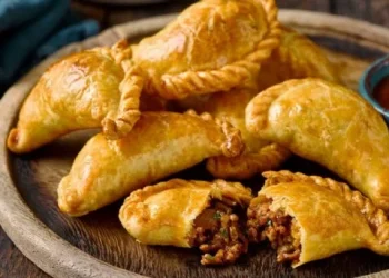 Es español, probó las empanadas argentinas y desconcertó a las redes con los precios: “Medio sueldo”
