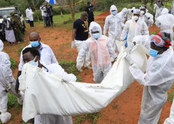 La masacre de Shakahola:  más de 400 muertos en una secta evangélica