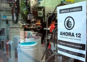 ¿Créditos Anses o Ahora 12?: qué financiamiento conviene más para pagar en cuotas