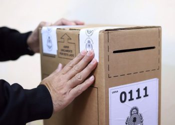 Elecciones 2023: por qué algunos documentos dicen “no apto para votar” y cuál hay que presentar