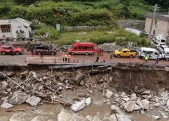 Al menos 21 muertos por desprendimiento de tierra a raíz de las fuertes lluvias en China