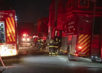 Al menos 73 muertos por el incendio de un edificio en Johannesburgo