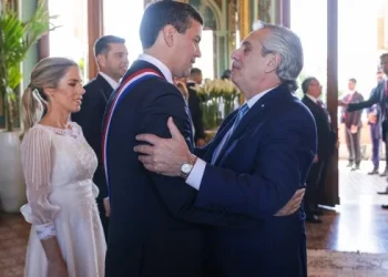 Alberto Fernández saludó al nuevo Presidente de Paraguay y le deseó éxitos para su Gobierno