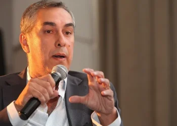 Enrique Vaquié aseguró que la Nación también está ofreciendo sus acciones de Impsa