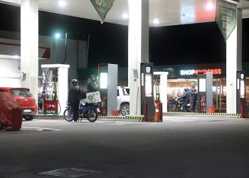 Devaluación salvaje: las estaciones de servicio amenazan con aplicar distintas medidas de fuerza ante el congelamiento de precios