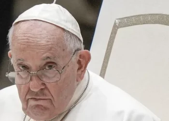 Francisco: «La desinformación es uno de los pecados del periodismo»