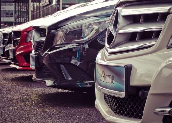 Se frenó la importación de autos y la industria asegura que hace 45 días que no ingresa ningún modelo al país