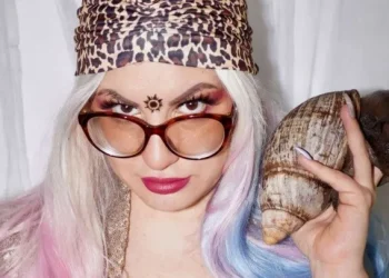 Increíble: Una mujer decidió cambiar el rumbo de su vida, comenzó a criar caracoles gigantes y ganó una fortuna