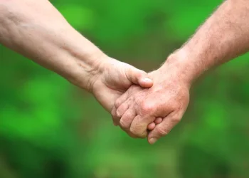 El amor prohibido de Mara: se enamoró a los 18, su mamá se interpuso y 40 años después lo fue a buscar