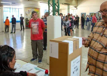 Los comicios cerraron a las 18, pero la votación se extenderá para aquellos que ya estén en la fila