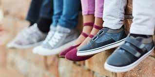 Venden zapatillas desde $4.815 y en cuotas: cómo conseguirlas y hasta cuándo dura la promoción