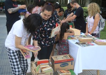 Se desarrolló una nueva edición de Plaza-libro