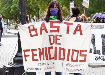 Femicidios en Argentina: en lo que va del año, más de 150 niños y adolescentes se quedaron sin madre