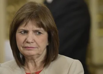 Bullrich criticó los encuentros de Milei con sindicalistas: «Difícil que algo nuevo se construya con los Barrionuevo de la vida»