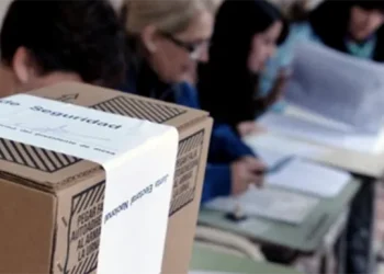 Darán un bono extra a las autoridades de mesa: de cuánto es