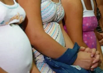 Disminuyen la mortalidad infantil y el embarazo adolescente en Mendoza