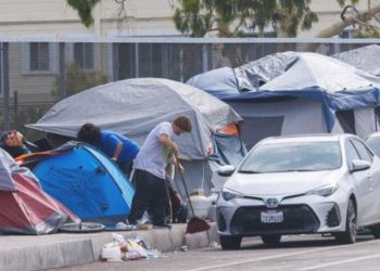 EEUU: Un fiscal demandó a un distrito por no haber erradicado a indigentes de las calles
