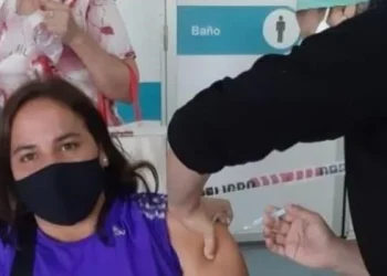 El Ministerio de Salud insta a aplicarse las vacunas de refuerzo contra el coronavirus