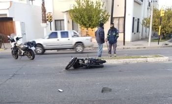 Choque en avenida Yrigoyen: otro motociclista lesionado