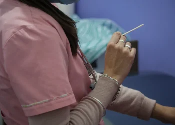 Reintegros: los médicos siguen cobrando la consulta a 6 mil y las prepagas imponen sus propias reglas