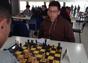 Álvaro Acuña clasificó a la semifinal del Mendocino de ajedrez