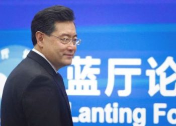 Seguridad de Estado: China destituyó a es excanciller porque estuvo envuelto en «un asunto de polleras»