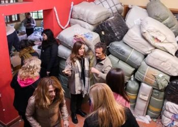 El Gobierno nacional justificó la compra de frazadas por $1.069 millones que llegarán en primavera: “Hay una amplitud térmica muy importante”