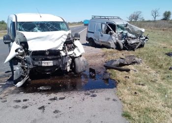 Otra tragedia en una ruta argentina: murieron tres personas en un choque de frente