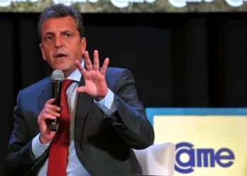 Massa criticó el plan de dolarización de Milei y el «bimonetarismo» de Juntos por el Cambio