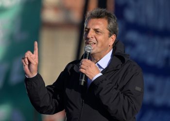 Hackearon la web de Sergio Massa y dejaron varios mensajes misteriosos: Qué escribieron los atacantes