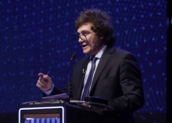 Debate presidencial 2023: Javier Milei prometió que reducirá impuestos y cerrará el Banco Central