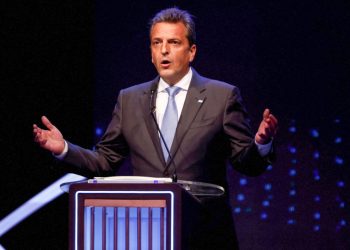 Sergio Massa en el Debate: «Vengo a plantear un modelo de desarrollo para crecer definitivamente como país»