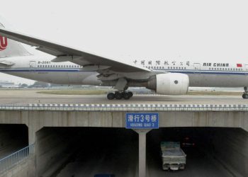 Más cerca en lo comercial: China y EE.UU. acuerdan aumentar el número de vuelos semanales entre sí