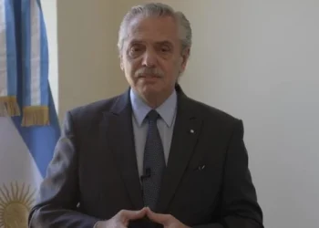 Alberto Fernández condenó el ataque y ordenó reforzar la seguridad de los ámbitos de la comunidad judía