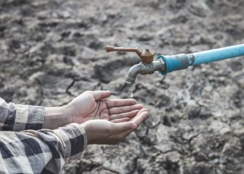 En Los Coroneles: escasa agua potable y reunión para pedir medidores y evitar el derroche de algunos vecinos