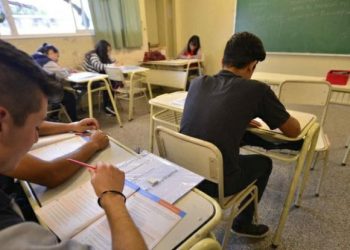 Debate presidencial: la mirada de Castro Santander sobre las débiles propuestasde los candidatos en materia educativa