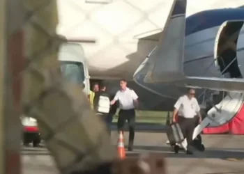 Quién es el famoso piloto que trajo a Lionel Messi al país para sumarse a la Selección Argentina