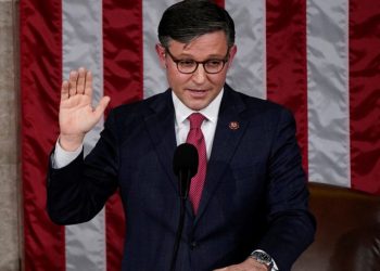 El nuevo presidente de la Cámara Baja estadounidense prometió una etapa de «esperanza» tras el caos parlamentario