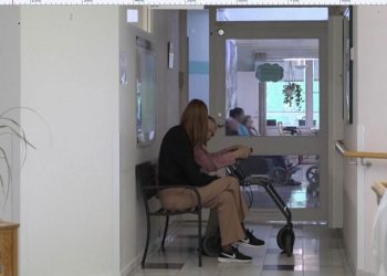 Hogar de ancianos con demencia instaló falsa parada de colectivos para los que intentan irse