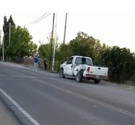 Se desenganchó un carro e impactó contra una camioneta