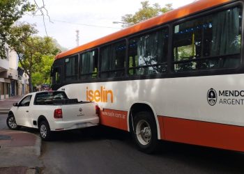 El viernes arrancó con un siniestro vial