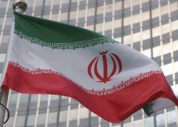 Irán: la adolescente que se habría enfrentado con la Policía de la Moralidad sufre «muerte cerebral»