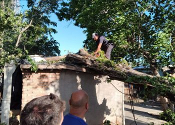 Hubo intensos trabajos en escuelas tras los daños y complicaciones por la falta de electricidad por el Zonda
