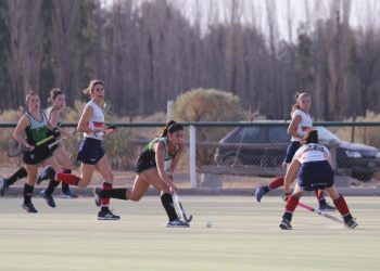 Hockey: Maristas ganó sus dos partidos y se acomodó en la tabla